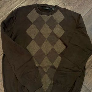 Men’s argyle style pullover sweater-L